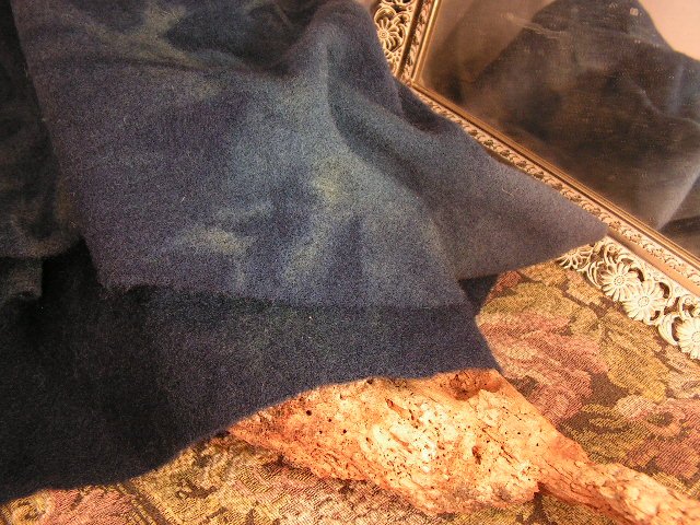 Grungy Navy~Quarter Yard~Hand Dyed Wool with Lanolin~ShornSheep