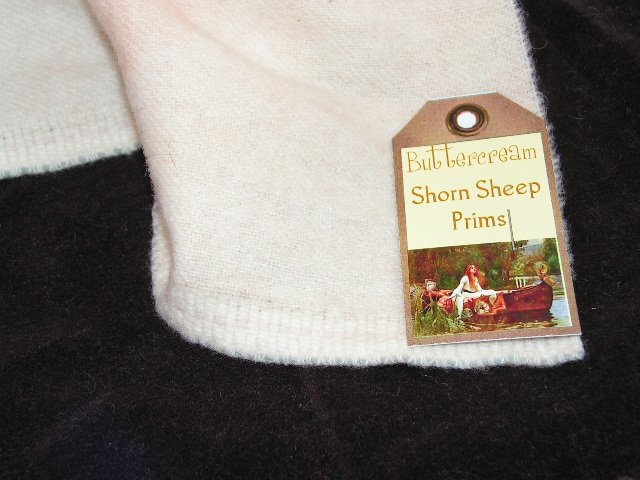 Hand Dyed Rug Hooking Wool w/Lanolin~BUTTERCREAM~Shorn Sheep~Fat Quarter~FREE US SHIP