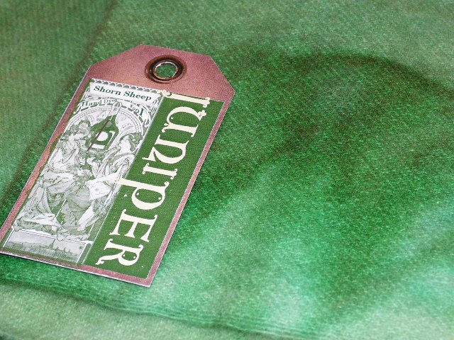 JUNIPER GREEN - Hand Dyed Lanolin Wool - Rug Hook, Quilt, Penny Rug - Shorn Sheep - Free US Ship