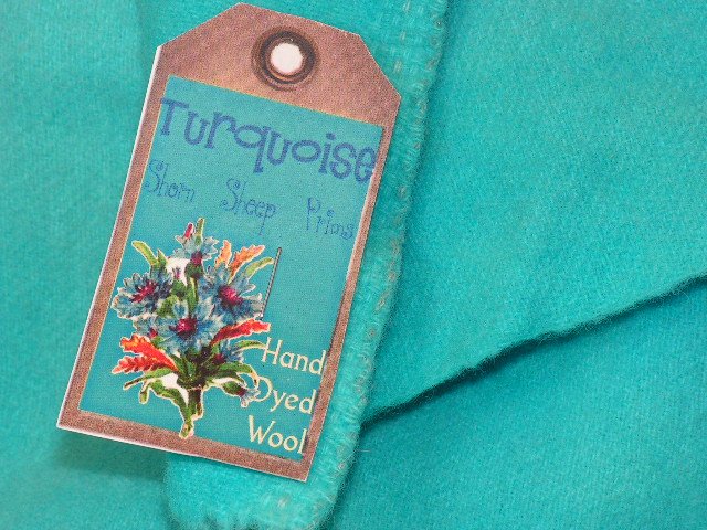 TURQUOISE - Hand Dyed Lanolin Wool - Rug Hook, Penny Rug - Shorn Sheep - Free US Ship - 1/4 YD