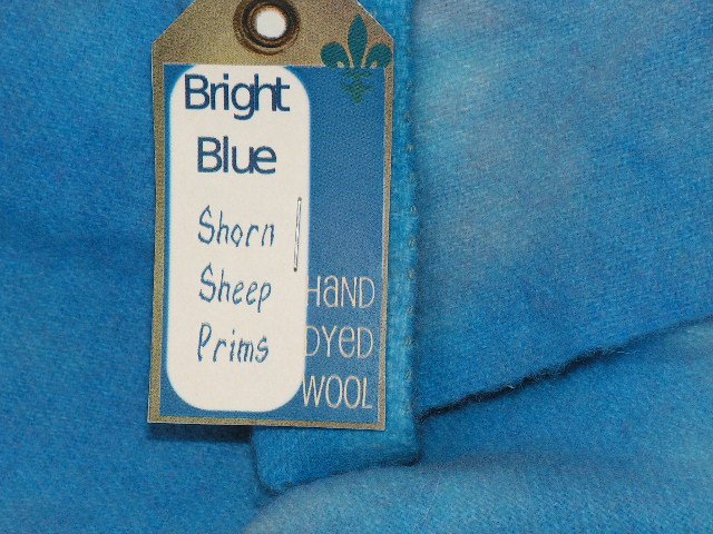 BRIGHT BLUE - Hand Dyed Lanolin Wool - Rug Hook, Penny Rug - Shorn Sheep - Free US Ship QU. YD