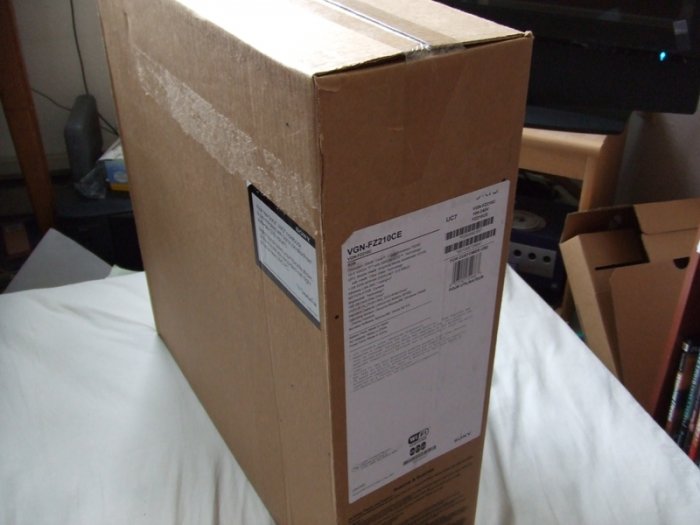 NEW Sealed Sony VAIO laptop FZ FZ210C/E T5250 15.4"
