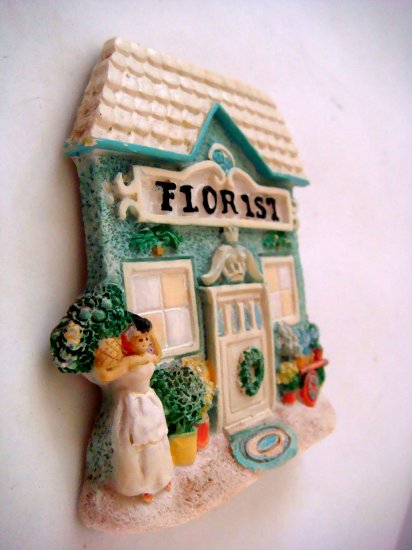 Miniature Plaster 3-D Florist Shop w Lady (1st) +magnet