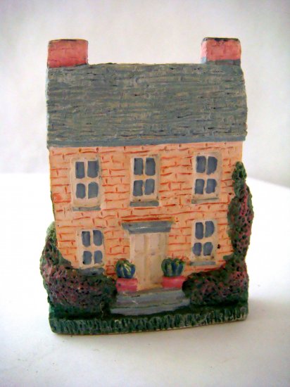 Miniature Plaster 3-D Brick Colonial house + magnet