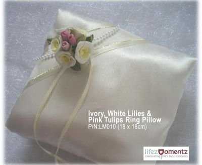 Ivory, White Daisys & Pink Tulips Ring Pillow (LM010)