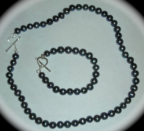 Genuine Pearl Necklace Bracelet Set Black