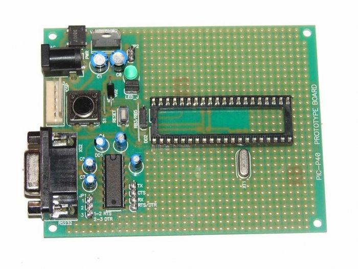 PIC Microchip PIC-P40 prototype board with components - ICD2, PICkit2, JDM...