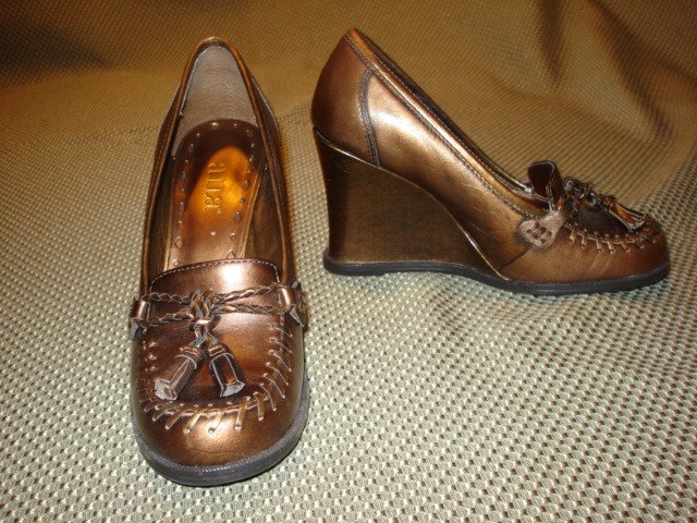 Bronze Wedge Shoes size 5 M