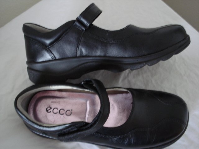 ECCO Black Mery Jane shoes size 4 1/2 US/EUR 36