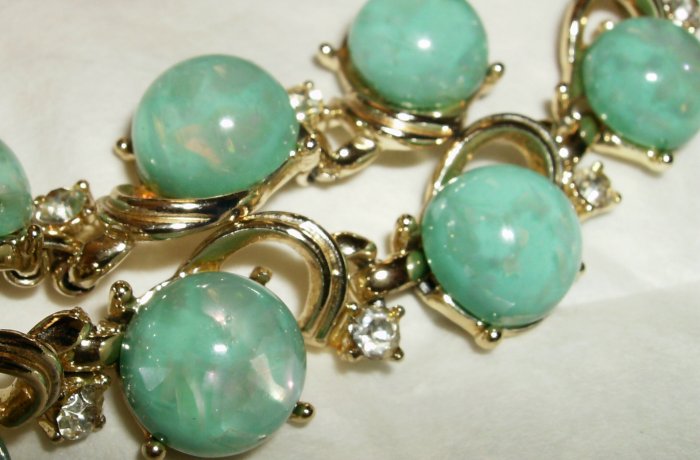 Vintage Coro Confettie Lucite Necklace