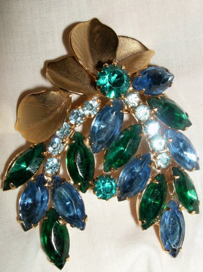 Vintage Blue Rhinestone Pin