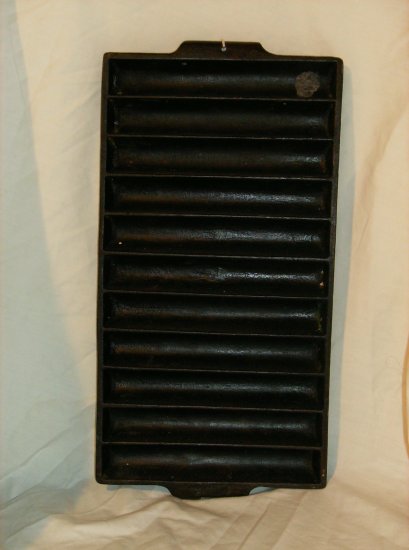 Primitive Cast Iron Mold