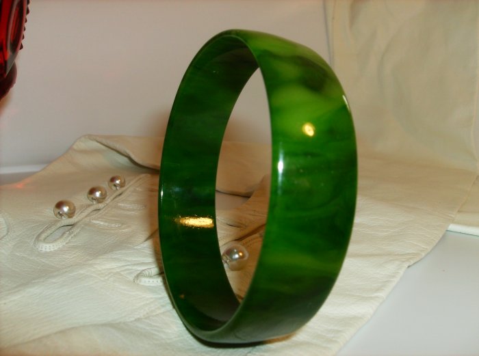 Green bakelite bangle bracelet