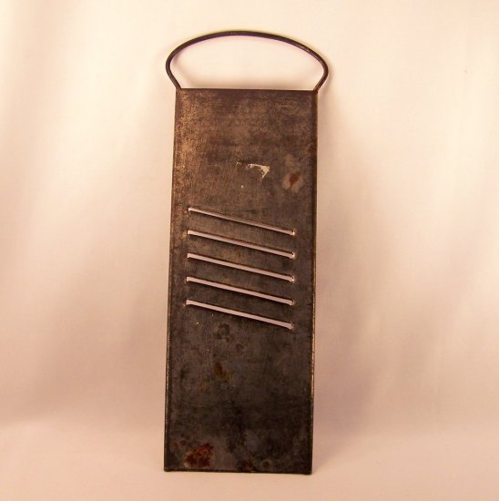 Vintage Bluffton Slaw and Vegetable Cutter