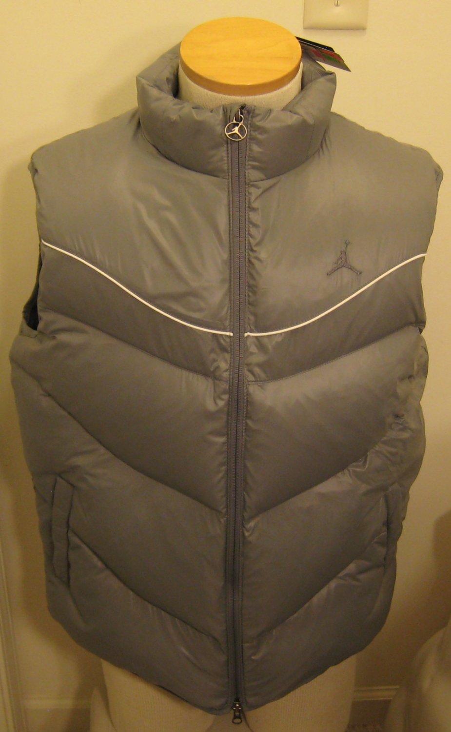 NEW NIKE Jordan Classic Cut Mens 550 Down Vest XXXL 3XL