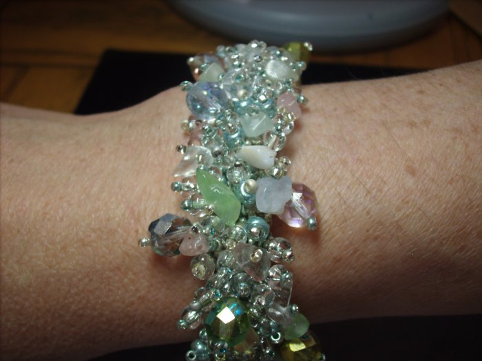 Sea Foam Green Beaded Bracelet BR-2