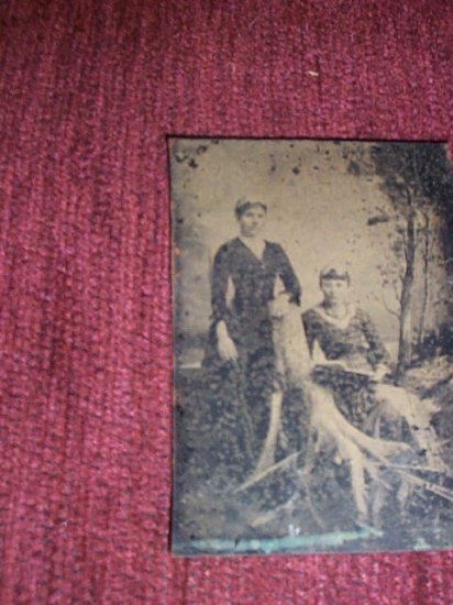 2-women Tintype
