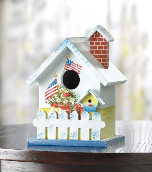 AMERICAN BIRDHOUSE