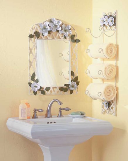 MAGNOLIA LATTICE MIRROR