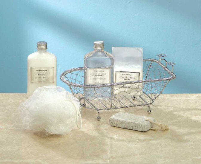 GIFT SET IN DECORATIVE BATH TUB