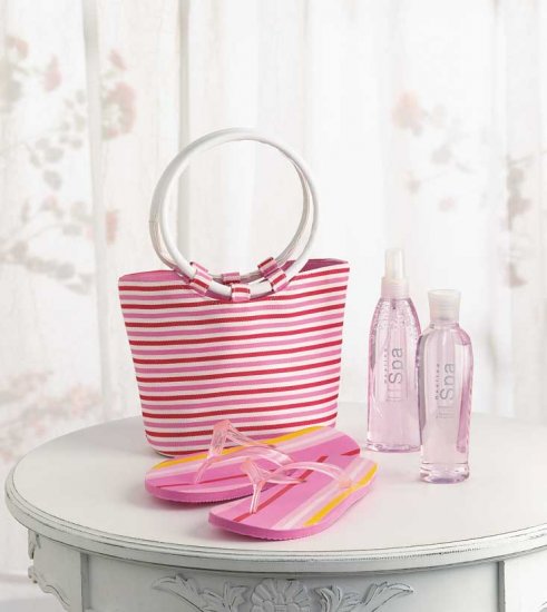 STRAWBERRY BATH SET