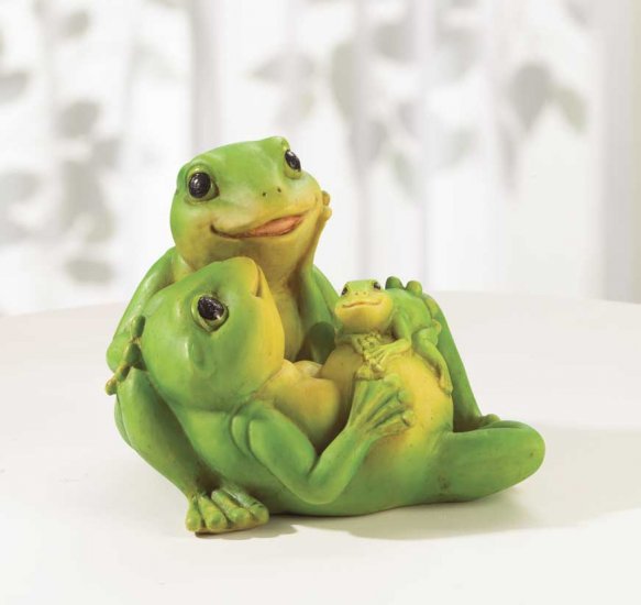 FROG FAMILY FIGURINE