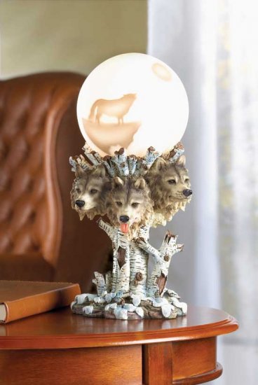 WOLF GLOBE LAMP