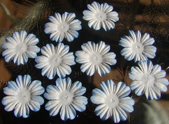 10 Blue and White Mulberry Flower Paper Piecing