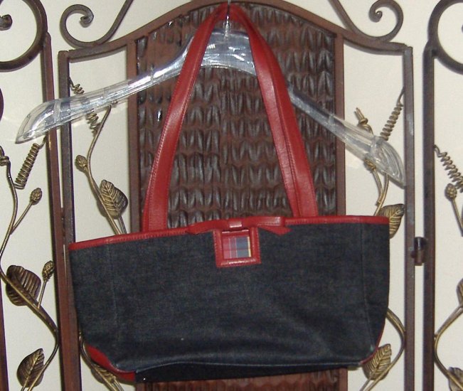 $8.50***banana republic blue handbag
