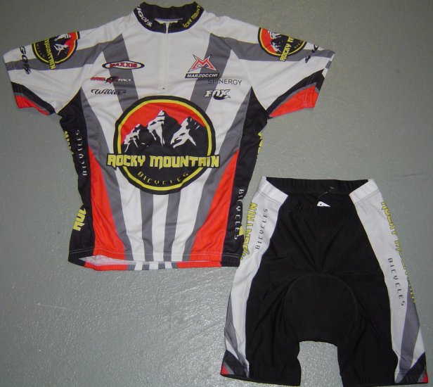 ROCKY MOUNTAIN BICYCLES JERSEY AND SHORTS KIT SZ XL
