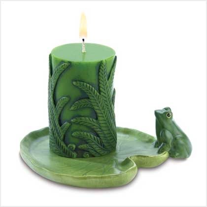 Lily Pad candle set in the scent of a Spring garden