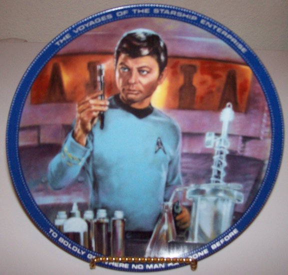 Star Trek "Dr. McCoy" 1983 Hamilton Collection Plate