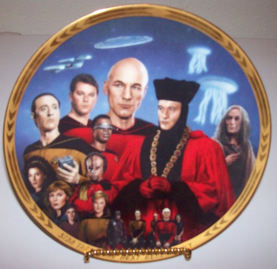 Star Trek Next Generation "Episodes-Encounter at Farpoint" 1994 Hamilton Collection Plate
