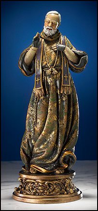 Saint Pio Statue
