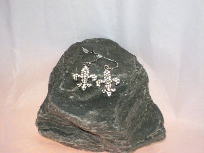 Fleur de lis Rhinestone Earrings