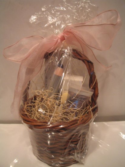 Gift Basket for Beautiful Eyes Mary Kay **JUST REDUCED**
