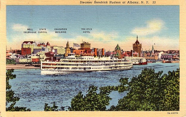 Steamer Hendrick Hudson at Albany New York NY, 1937 Curt Teich Linen Postcard - 3603