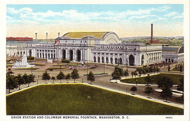 Union Station and Columbus Memorial Fountain in Washington DC Vintage Postcard - 3741