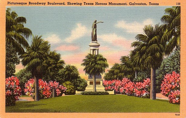 Texas Heroes Monument on Broadway Boulevard in Galveston, Texas TX Linen Postcard - 3881