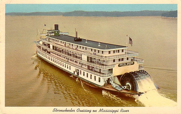 Delta Queen Sternwheeler Crusing on Mississippi River Curt Teich Chrome Postcard - 3918