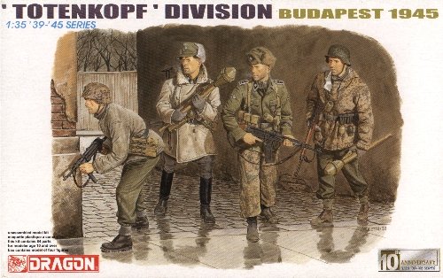 TOTENKOPF DIVISION BUDAPEST 1945 - 1/35 DML Dragon 6178