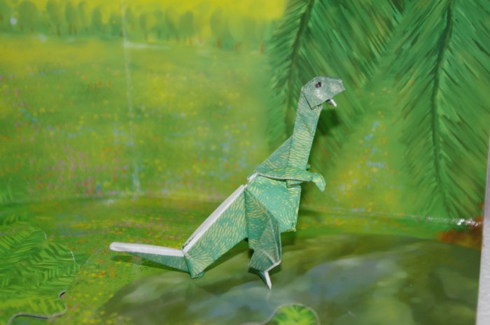 origami t-rex (tyrannosaurus rex) dinosaur