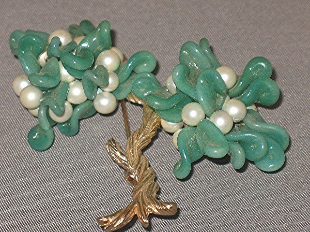 Willow PEKING GLASS & PEARL TREE OF LIFE UNSIGNED TRIFARI pin