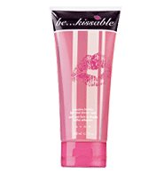 Avon Be Kissable Seductive Bubbles Bath and Shower Wash