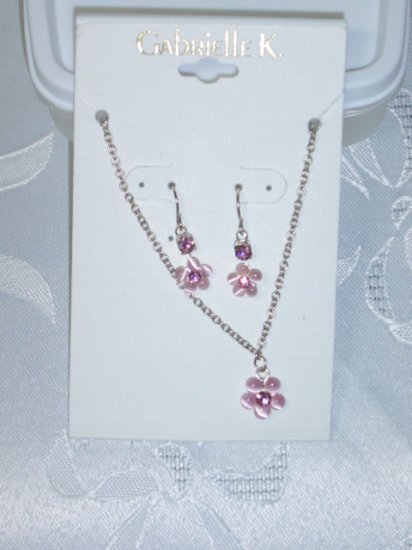 GABRIELLE K. NECKLACE & EARRINGS SET ( MIRIAM HASKELL JEWELS OWNS THE COMPANY)