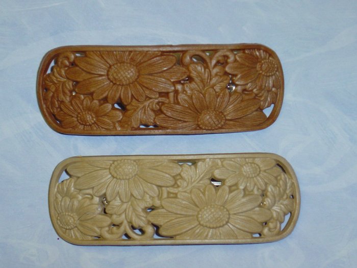TWO~ LARGE CARVED LOOK BARRETTES~ SUNFLOWER DESIGN HAIR JEWELRY BARRETTES