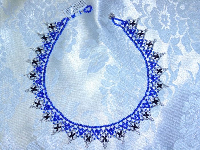 GORGEOUS BLUE HAND BEADED NECKLACE FROM CANCUN, MEXICO