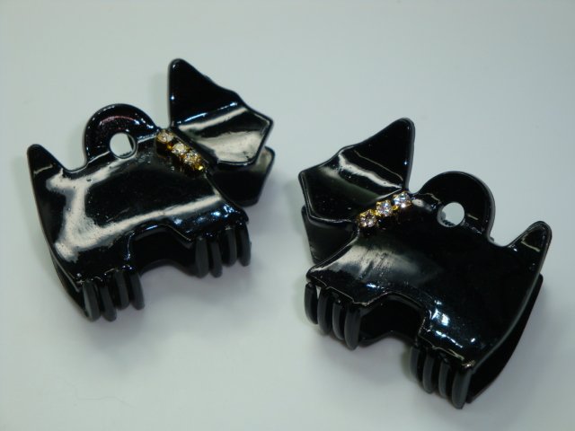 Pair Swarovski crystal elements matching scottie dog hair claw clips