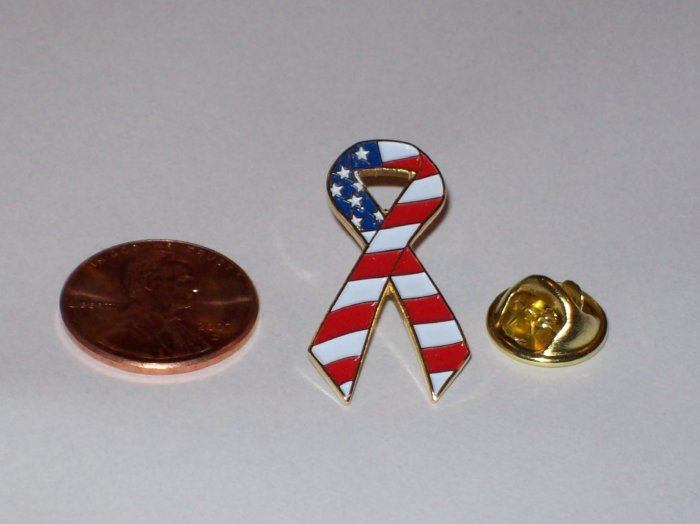 AMERICAN FLAG RIBBON LAPEL PIN