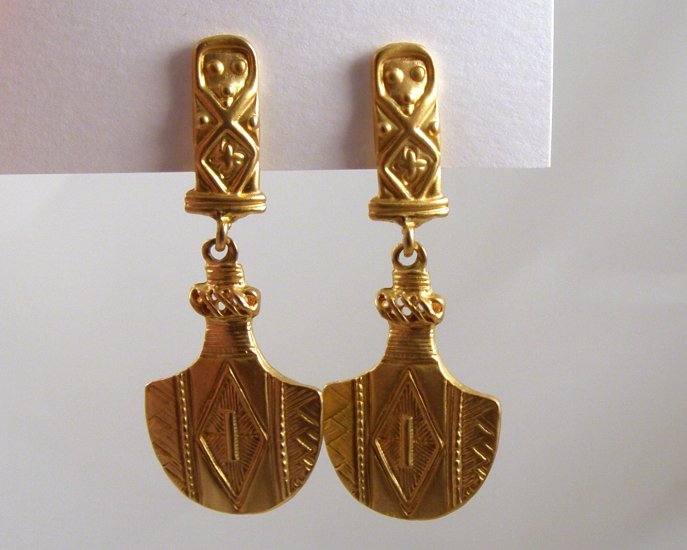 VINTAGE EARRINGS Egyptian Revival Style Rich Goldtone Dangle Clip Back